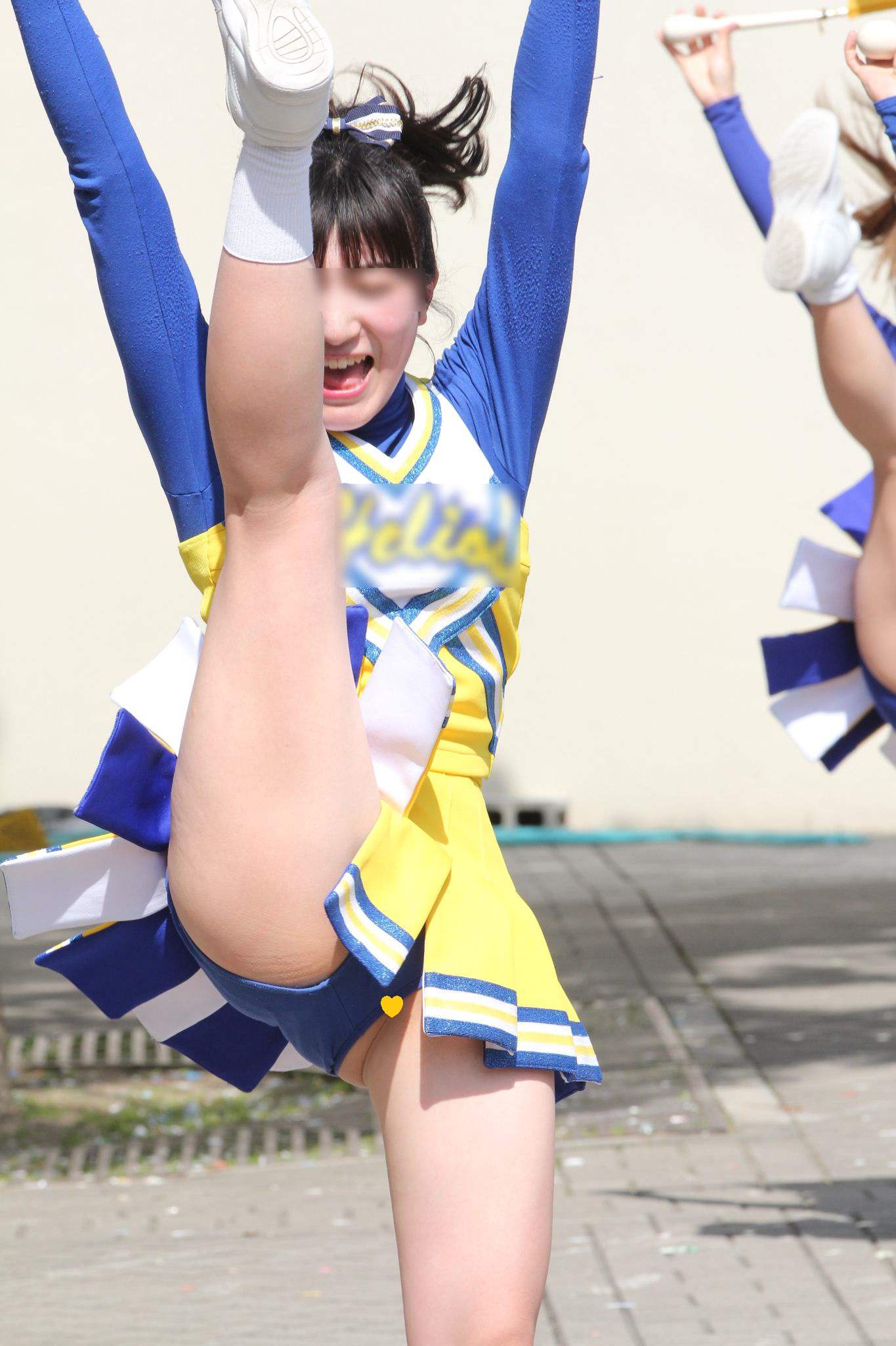 きゃめる３７　魅惑の世界へようこそ！ 色褪せないアンスコ魂をお楽しみください！ 黄色ユニフォームに青アンスコ　ハイキックでアンスコから生パンツがはみ出て　股間の黒ずみすら見える　体操女子　日本代表　フィギュアスケート女子　スコート  中学水泳部　高校水泳部　アンスコ　ハイキック　中学体操部　高校体操部　ハイレグ　レオタード　チアリーダー　競泳水着　ＪＣ　ＪＤ　ＪＫ　#日本代表　#女子アスリート