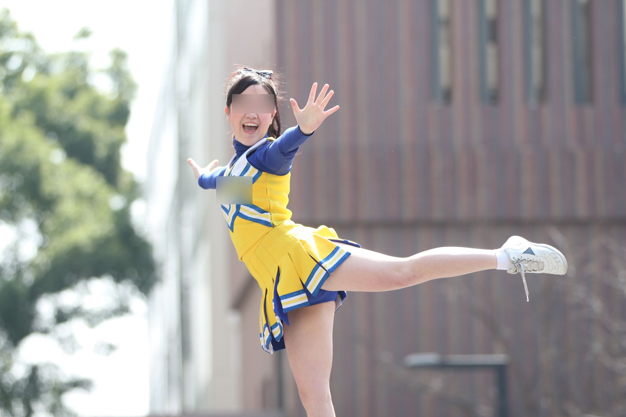 きゃめる３７　魅惑の世界へようこそ！ 色褪せないアンスコ魂をお楽しみください！ 黄色ユニフォームに青アンスコ　ハイキックでアンスコから生パンツがはみ出て　股間の黒ずみすら見える　体操女子　日本代表　フィギュアスケート女子　スコート  中学水泳部　高校水泳部　アンスコ　ハイキック　中学体操部　高校体操部　ハイレグ　レオタード　チアリーダー　競泳水着　ＪＣ　ＪＤ　ＪＫ　#日本代表　#女子アスリート