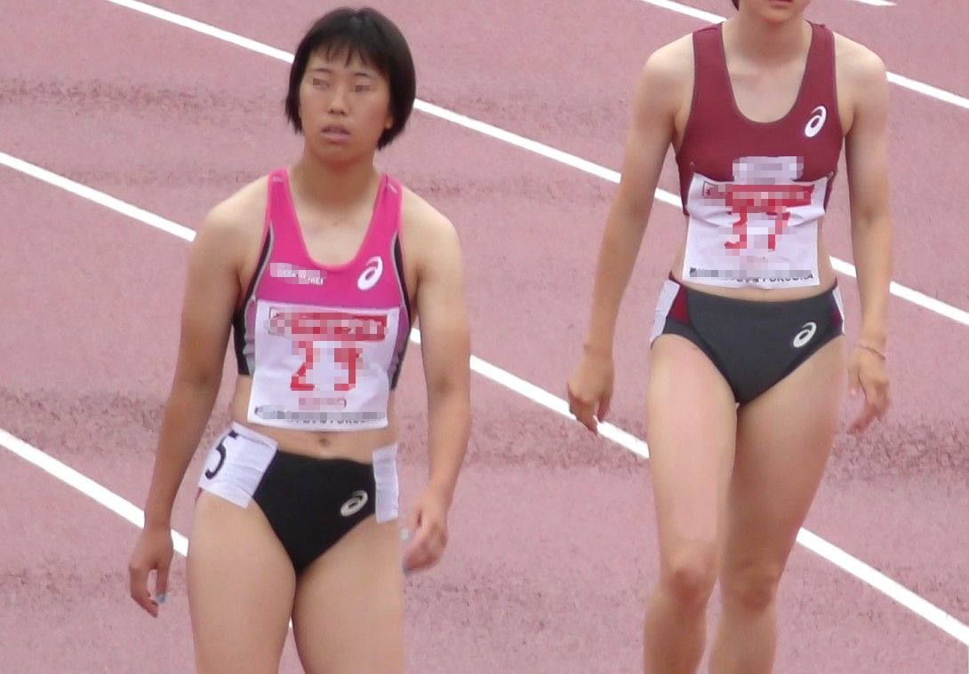 スタート前のウォームアップ ぼーんほわいと　第103回日本選手権FUKUOKA　市川華菜　TEAMミズノ　実業団　社会人ブルマ　壱岐あいこ　妹ブルマ　住友電工実業団　女子陸上部　DENSO陸上部　山中日菜美