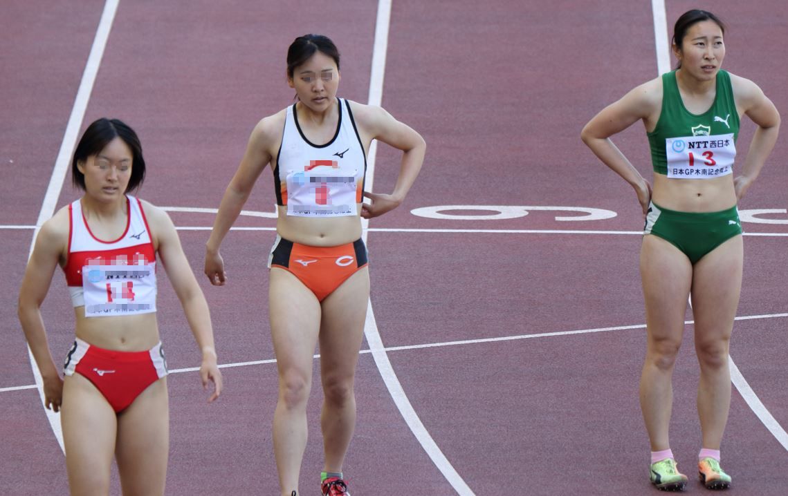陸上美女画像集 THE DRUNSSOR　児玉芽生　実業団陸上女子ミズノ　TEAM MIZUNO 至学館大学　陸上セパレートユニフォーム　モデルチェンジ　中央大学　女子陸上部　スズキ自動車ＡＣ　岩田優奈　ＯＧブルマ　立命館大学女子陸上部　人気のアシックス製セパレートユニフォーム　ストレッチブルマ