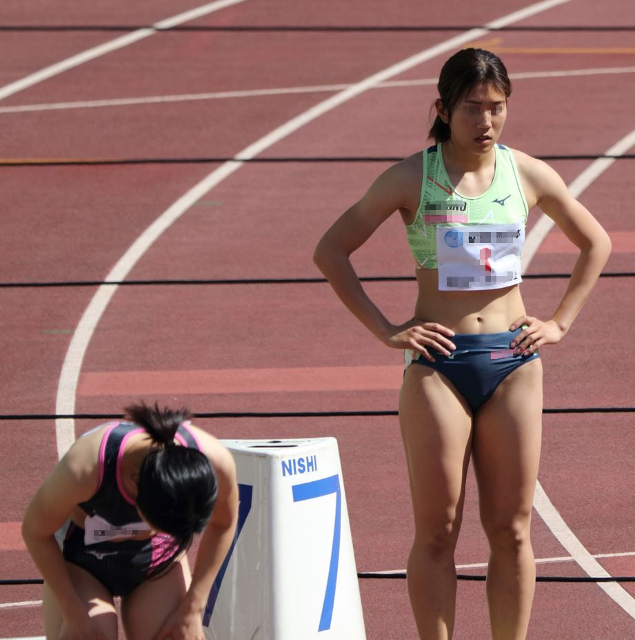 陸上美女画像集 THE DRUNSSOR　児玉芽生　実業団陸上女子ミズノ　TEAM MIZUNO 至学館大学　陸上セパレートユニフォーム　モデルチェンジ　中央大学　女子陸上部　スズキ自動車ＡＣ　岩田優奈　ＯＧブルマ　立命館大学女子陸上部　人気のアシックス製セパレートユニフォーム　ストレッチブルマ