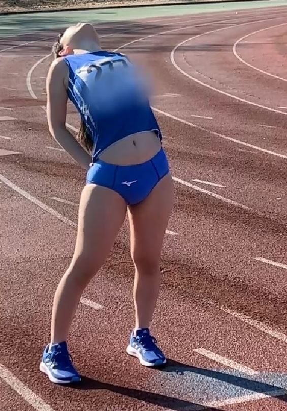 女性陸上選手盗撮チカン④　2023年岩〇市陸上競技記録会≪競技場トイレ臀部弄りイラマ→生入れ膣射、美巨パイぶっかけチカン≫ コクタイ ストレッチ　大開脚　ジャージブルマ