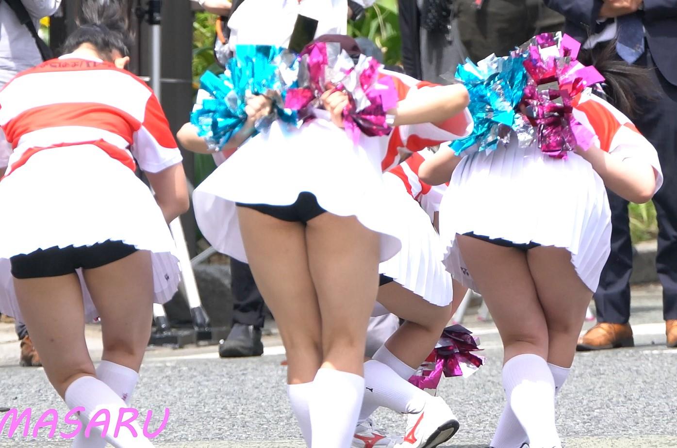 [4K動画] 秘密のチア Vol.31～レア衣装で登場、奇跡のイエローチラリズム！～ MASARU 白色プリーツスコート　黒色ブルマ　スパッツｰ　横浜創英中学 高校 バトンチア　パンスト着用のチアリーダー