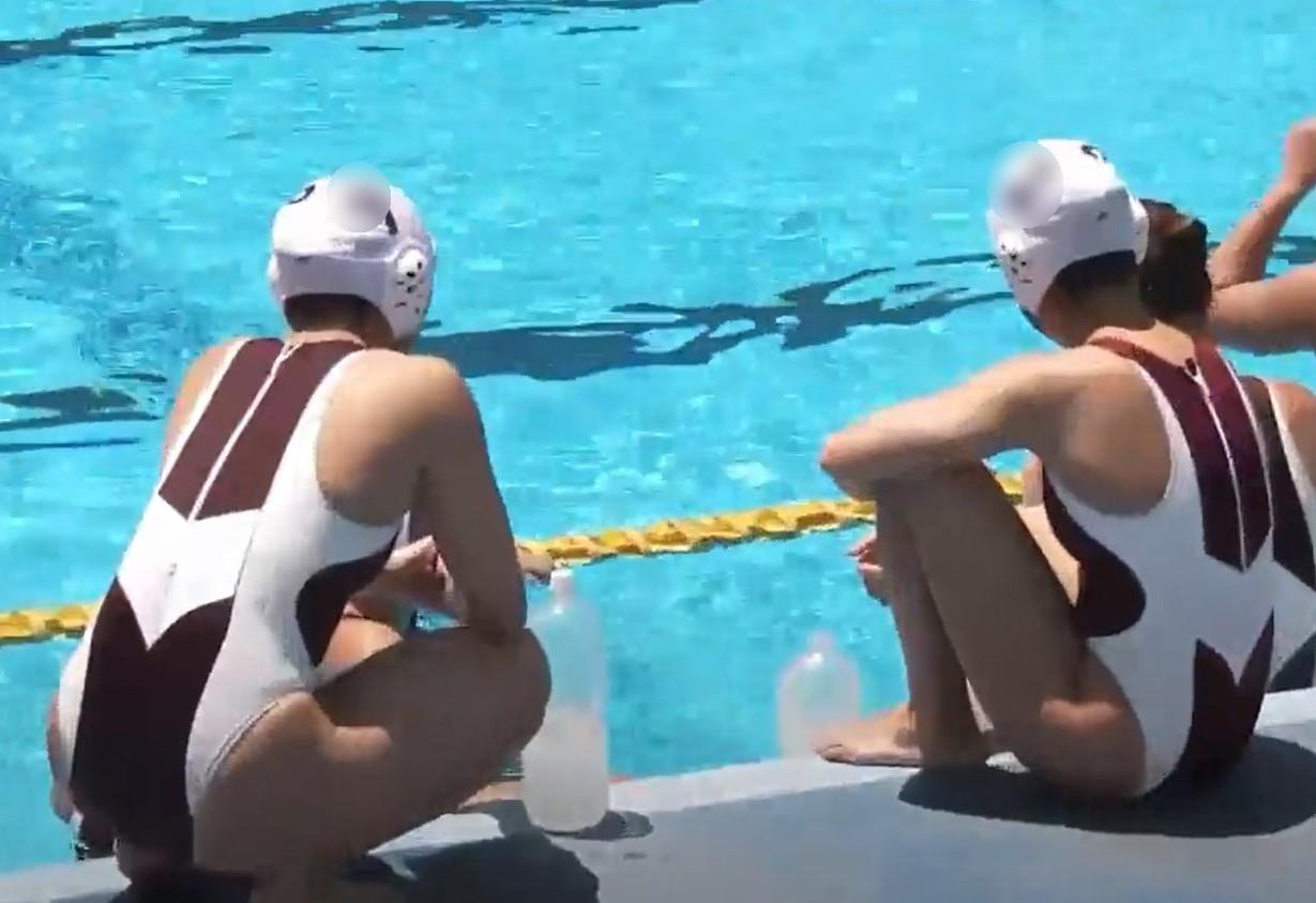 水泳競技『水球』女子大生 みかん 早稲田大学水泳部水球部門　超ハイレグ競泳水着　日焼け跡　大開脚　Ｖゾーン股間部分