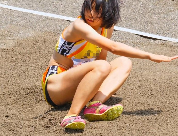 けーちゃん日焼けあとのコントラスト(4K)　すぽチァン 2018年彩る感動東海総体　高校総体　陸上　玉野光南高校　日本文理高校　松山北高校　中京大中京高校　東大阪大敬愛高校　星稜高校　黄色ブルマ　透けブルマ　走り幅跳び開脚ブルマ　黄色ブルマに黒色インナーショーツはみ出し極小ブルマ