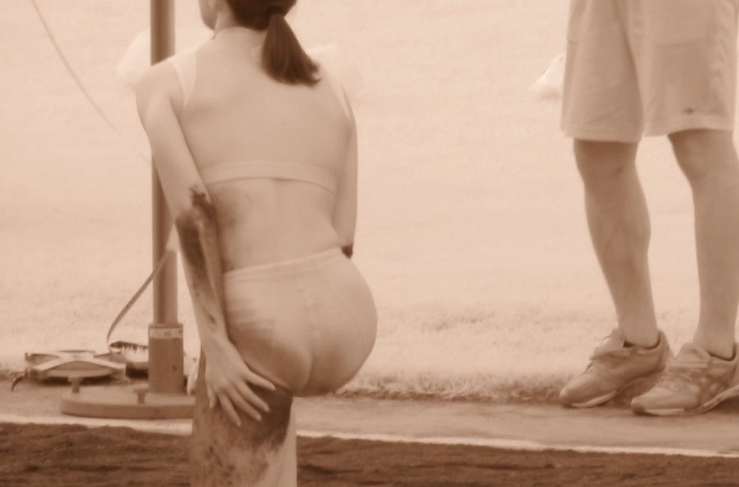 【期間限定】【FullHD1206】陸上女子の透けパン祭り　撮山明　赤外線機能陸上撮影　新潟医療福祉大学　女子陸上部　ミズノ製ハイレグレーシングブルマ　アンダーヘアー透け　ハイカット　ハイレグ　三段跳び　大学女子陸上　透けブルマ